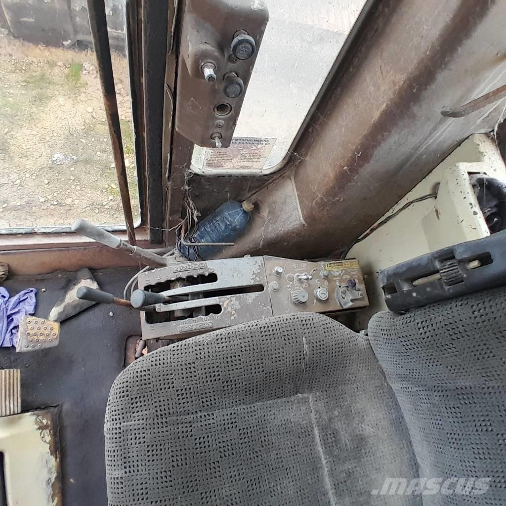 CAT 140 G Niveladoras