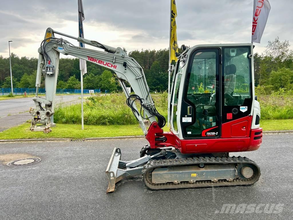 Takeuchi TB 235-2 V3 Miniexcavadoras