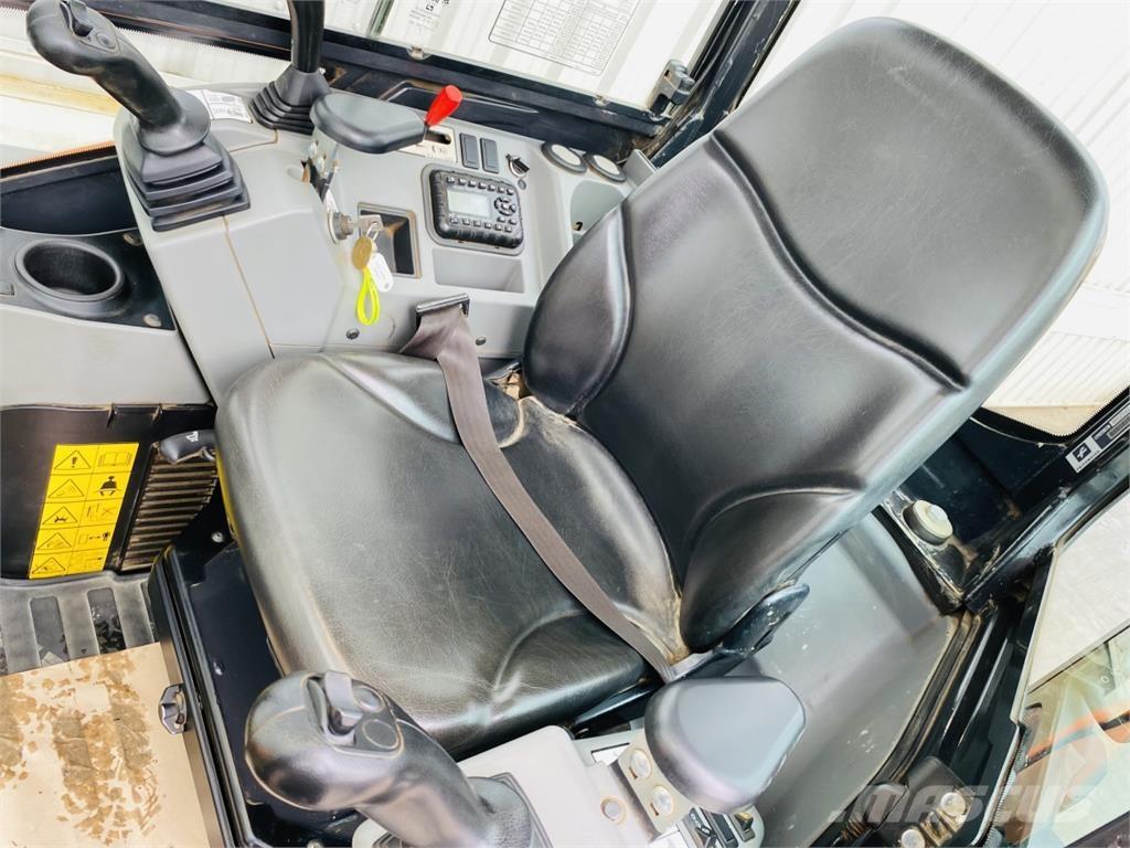 Doosan DX27Z Miniexcavadoras