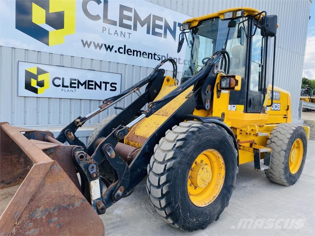 JCB 411HT Otros