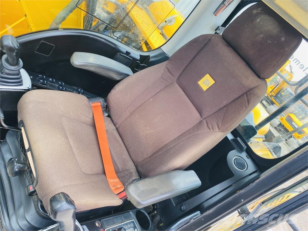 JCB JS130LC Excavadoras sobre orugas