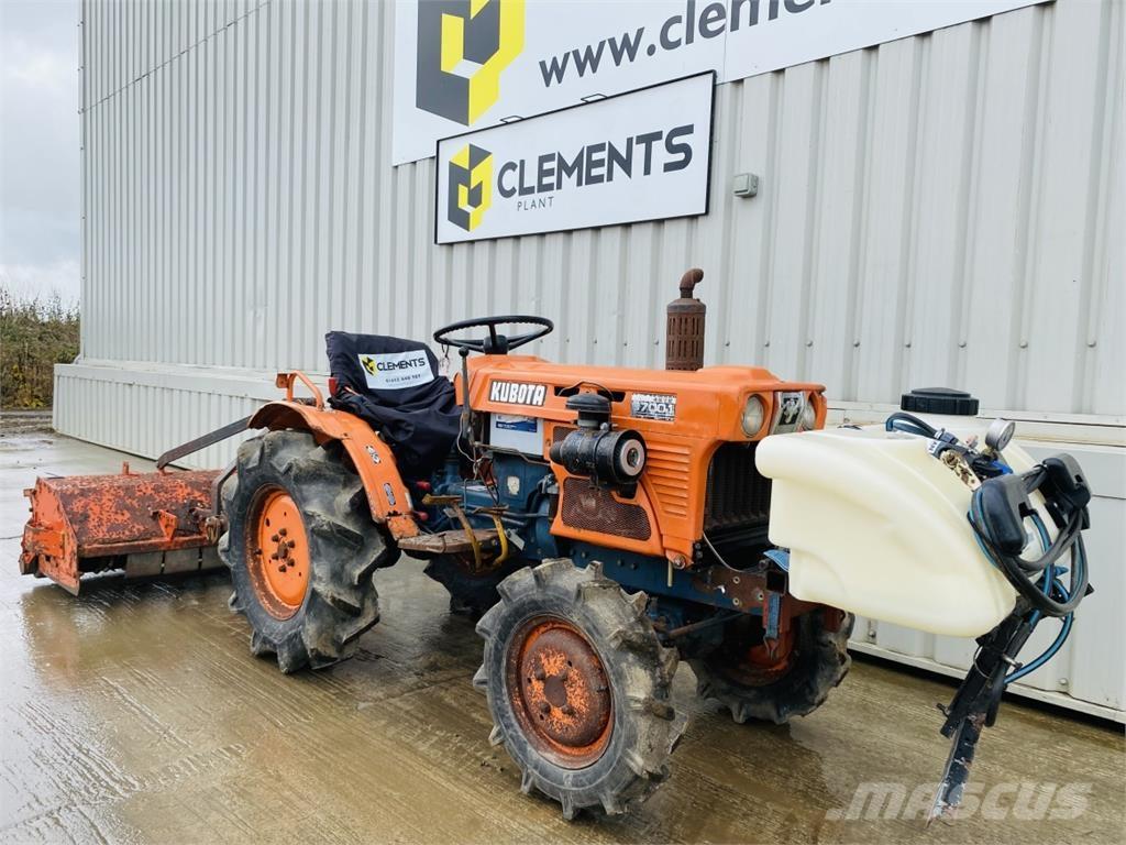 Kubota B7001 Otros