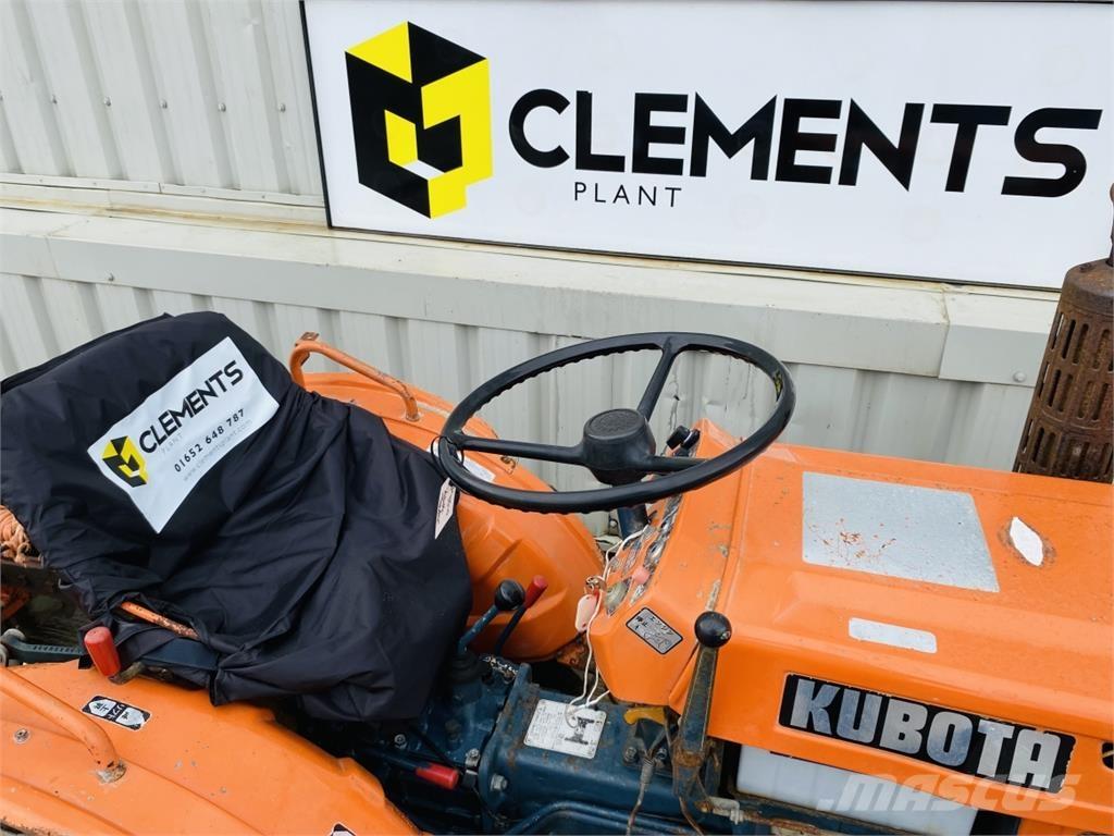 Kubota B7001 Otros