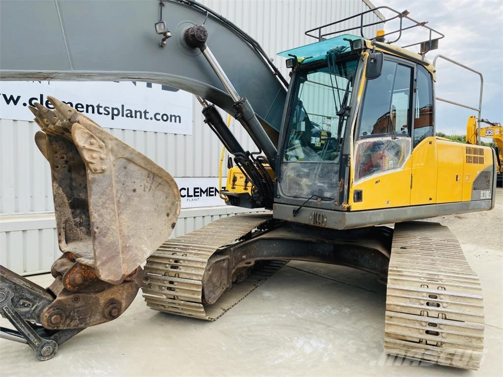 Volvo EC210CL Excavadoras sobre orugas