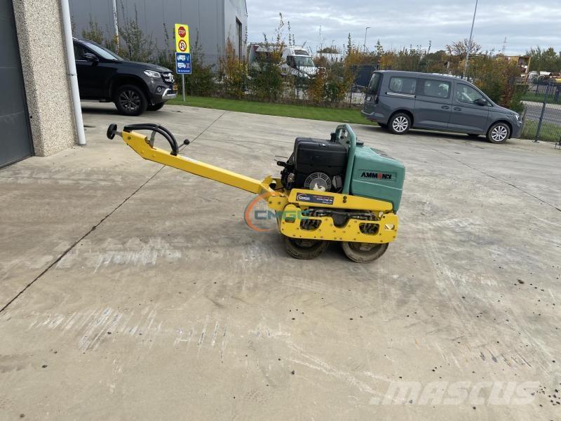 Ammann AR65 Compactadoras de suelo