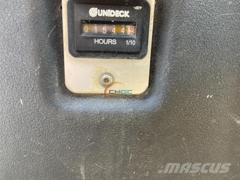 Ausa 100 AHG Camiones de volteo rigidos