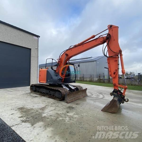 Hitachi ZX135US Excavadoras de ruedas