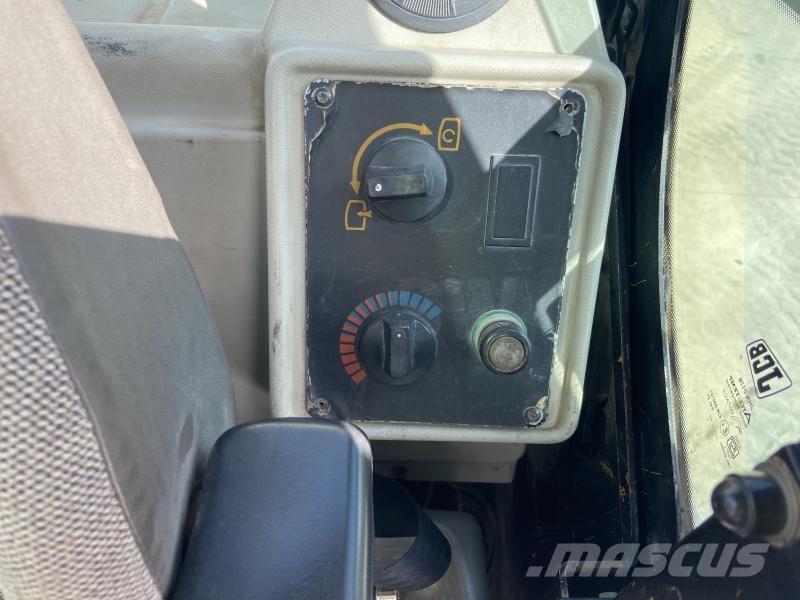 JCB JS145W Excavadoras de ruedas