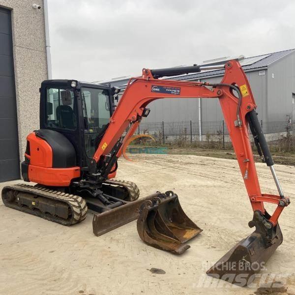 Kubota U36 Excavadoras de ruedas