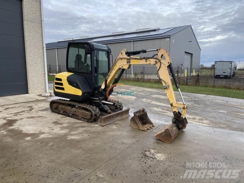 Yanmar SV26 Excavadoras de ruedas