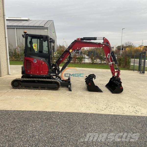 Yanmar VIO38-6 Excavadoras de ruedas