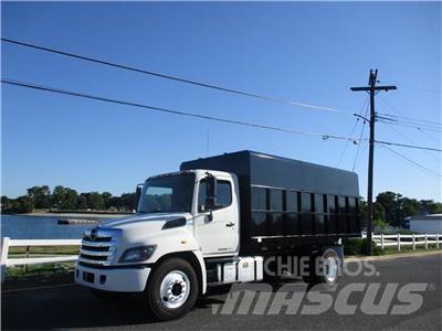 Hino 338 Camiones de volteo para virutas de madera