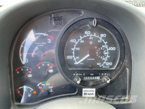 Avia D90 (4x2, Cummins) Camiones elevadores de gancho