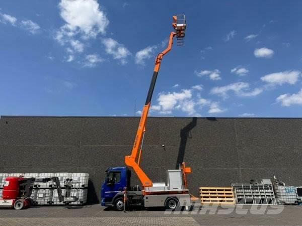 DAF LF 180 / 19m Plataformas sobre camión