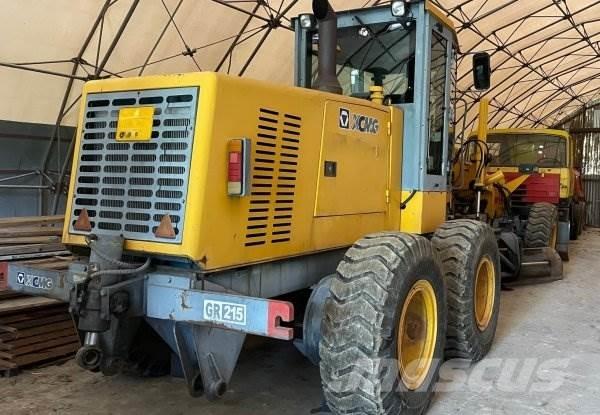  _JINÉ (CN) XCMG - GR 215 Niveladoras