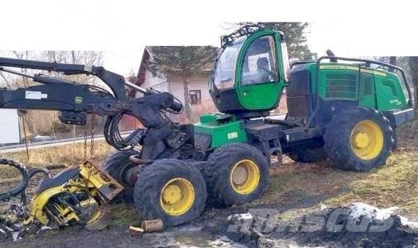 John Deere 1270 E 6W Taladoras apiladoras