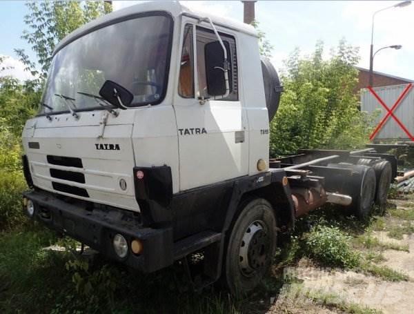 Tatra 815 Camiones de cama baja