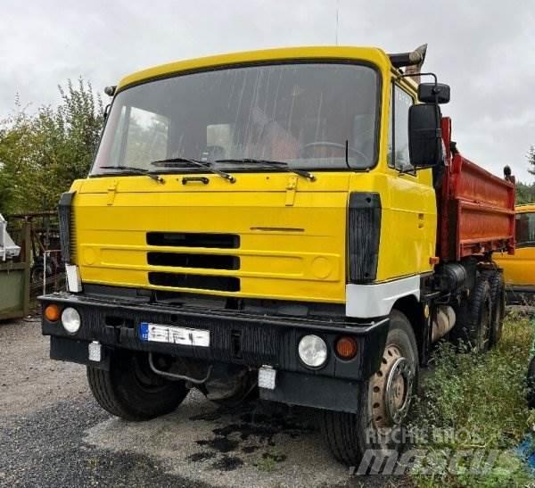 Tatra T815 Bañeras basculantes usadas