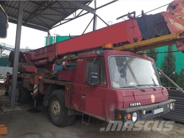 Tatra T815 +ČKD AD 28 Camiones grúa