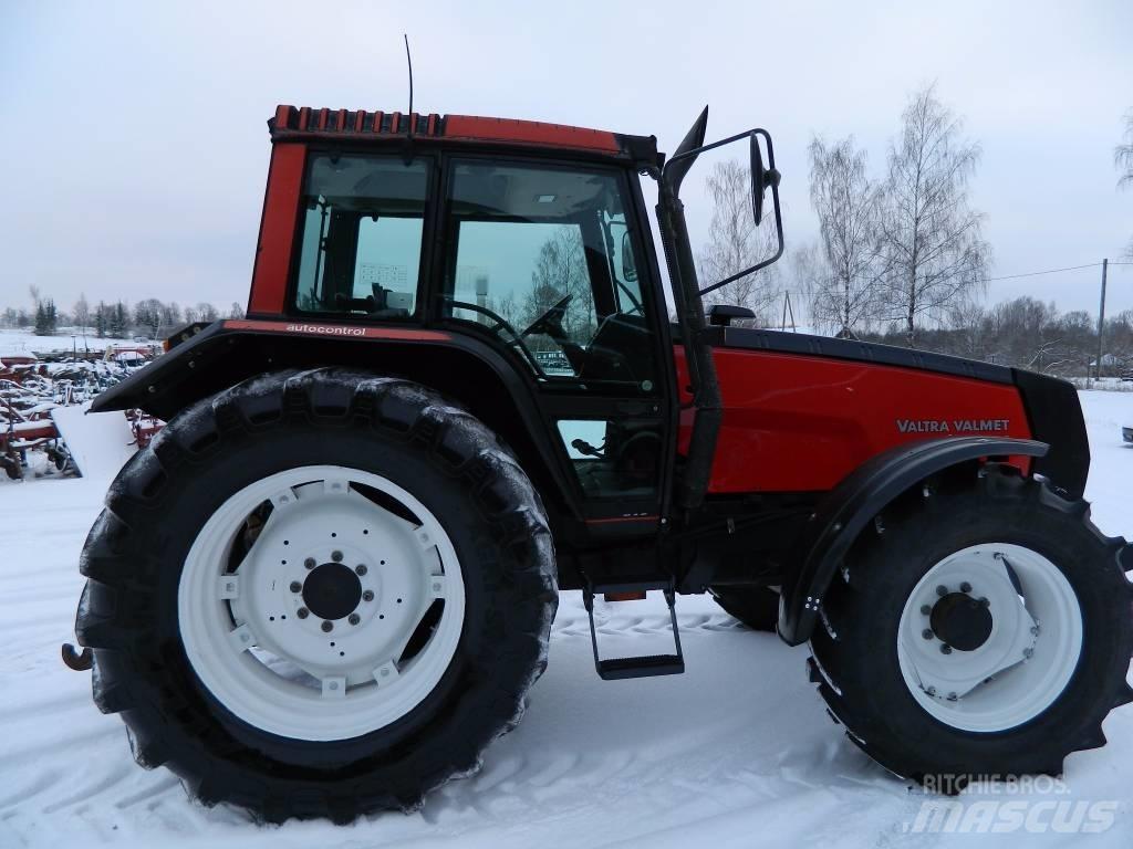 Valtra 8150 Tractores