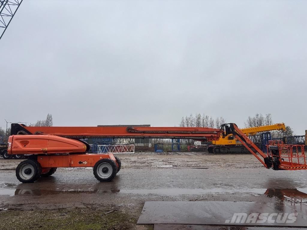 JLG 1350 SJP Plataformas con brazo de elevación telescópico