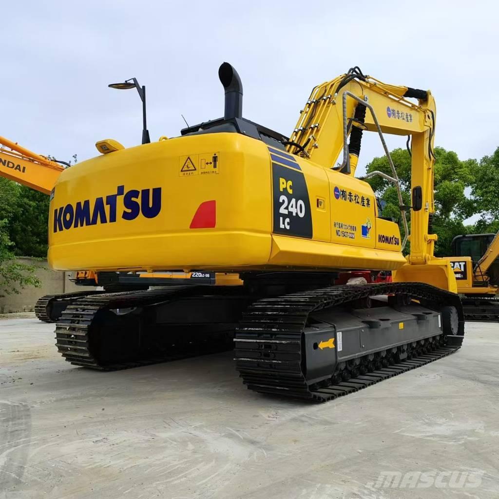 Komatsu PC 240-8 Excavadoras 7t - 12t