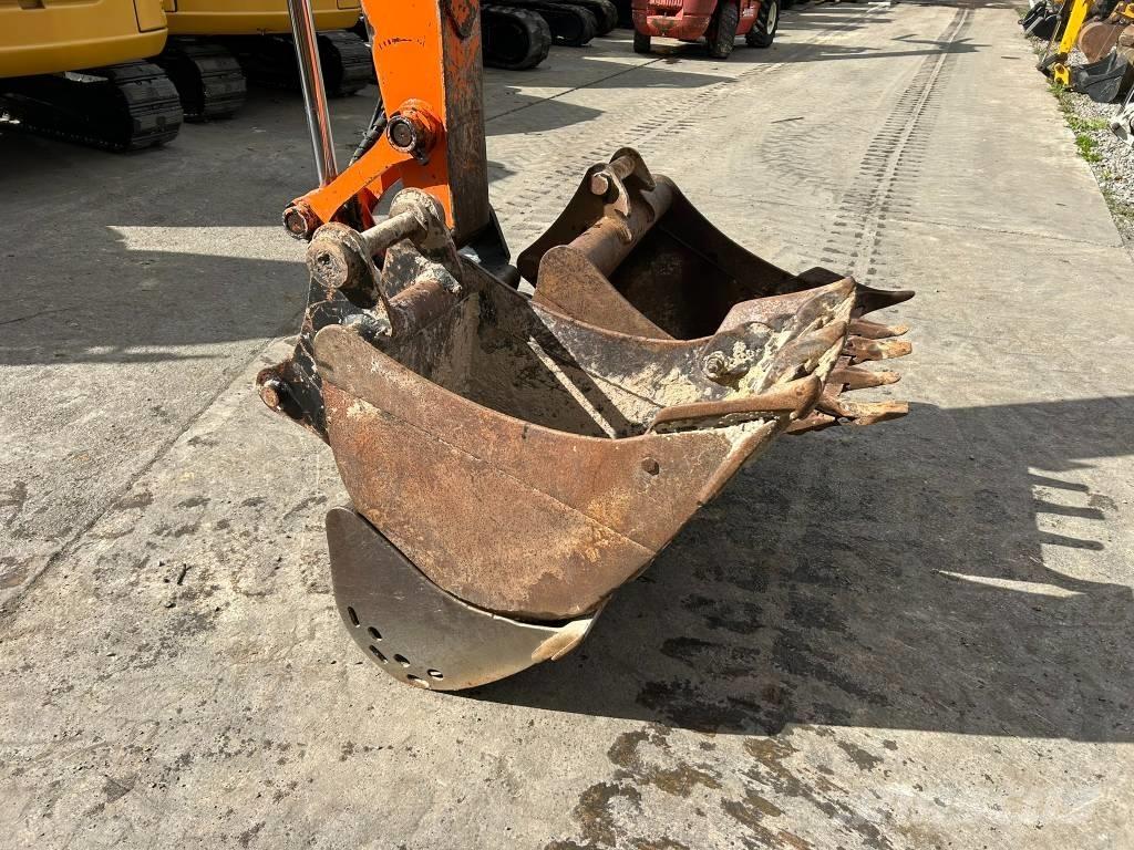 Hitachi ZX 80 SB Excavadoras 7t - 12t