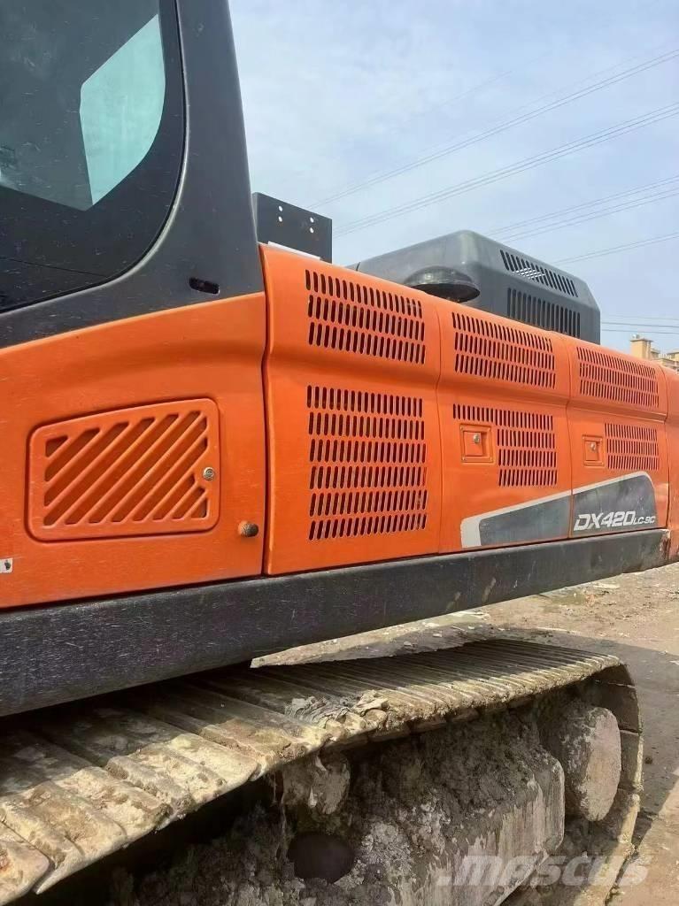 Doosan DX420LC Excavadoras sobre orugas