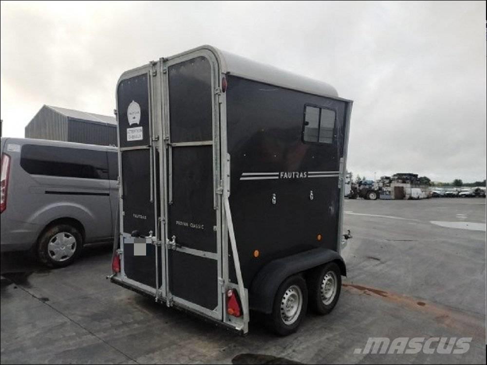  FAUTRAS PROVAN Remolques para transporte de animales