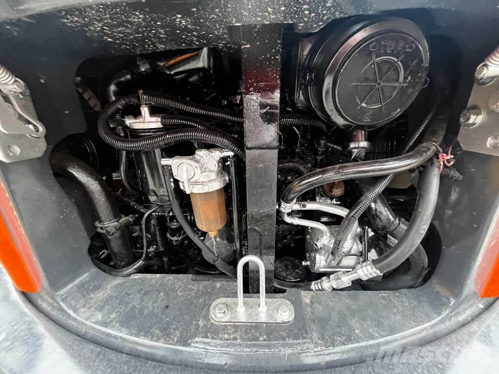 Hitachi ZX 50 U Miniexcavadoras