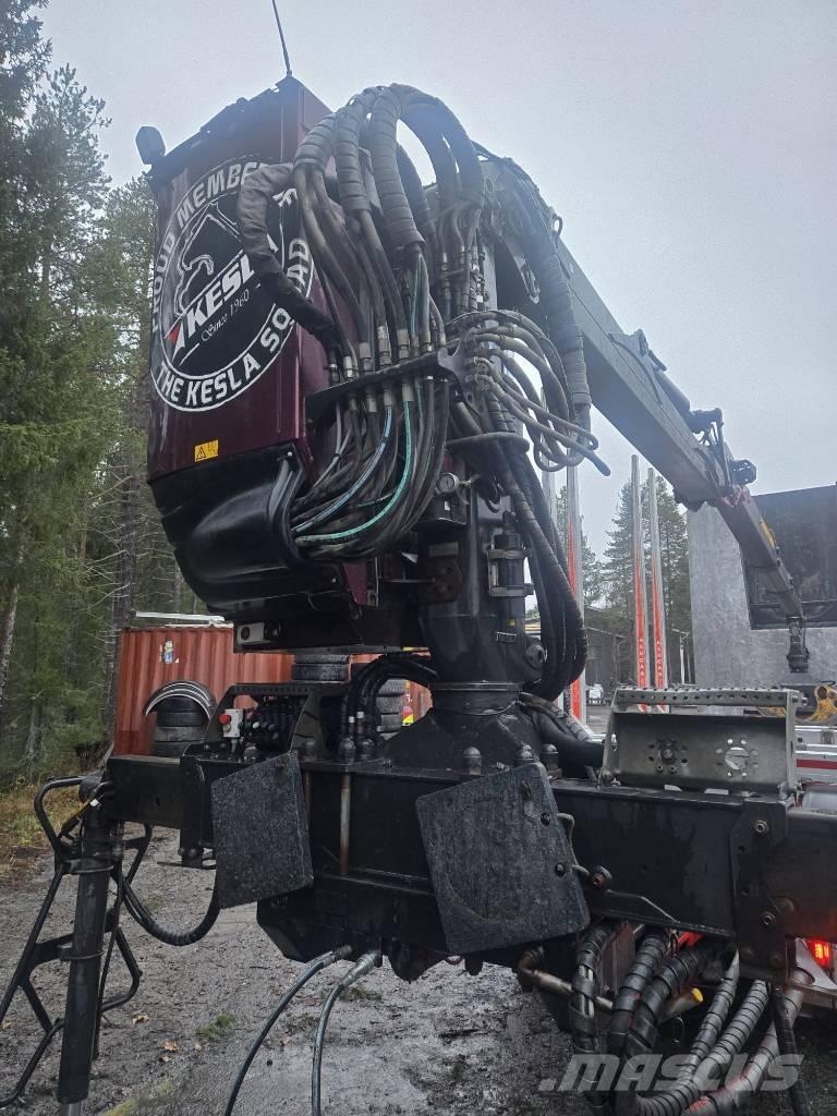 Kesla 2112T Grúas para madera