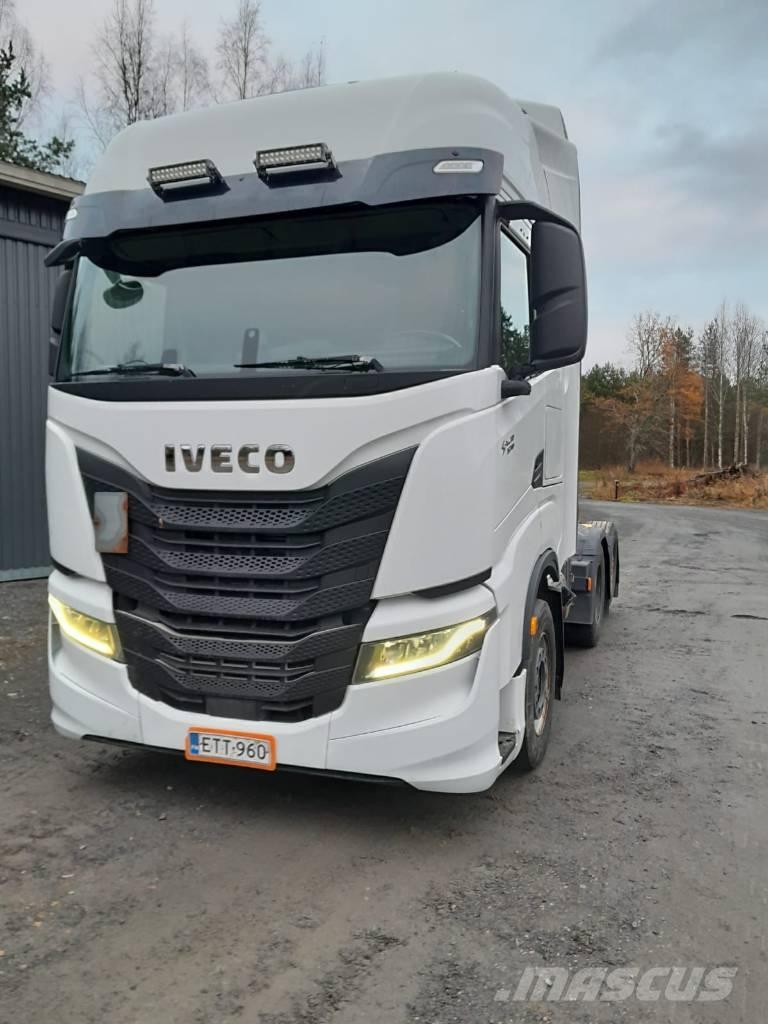 Iveco S-Way AS 440 Camiones tractor