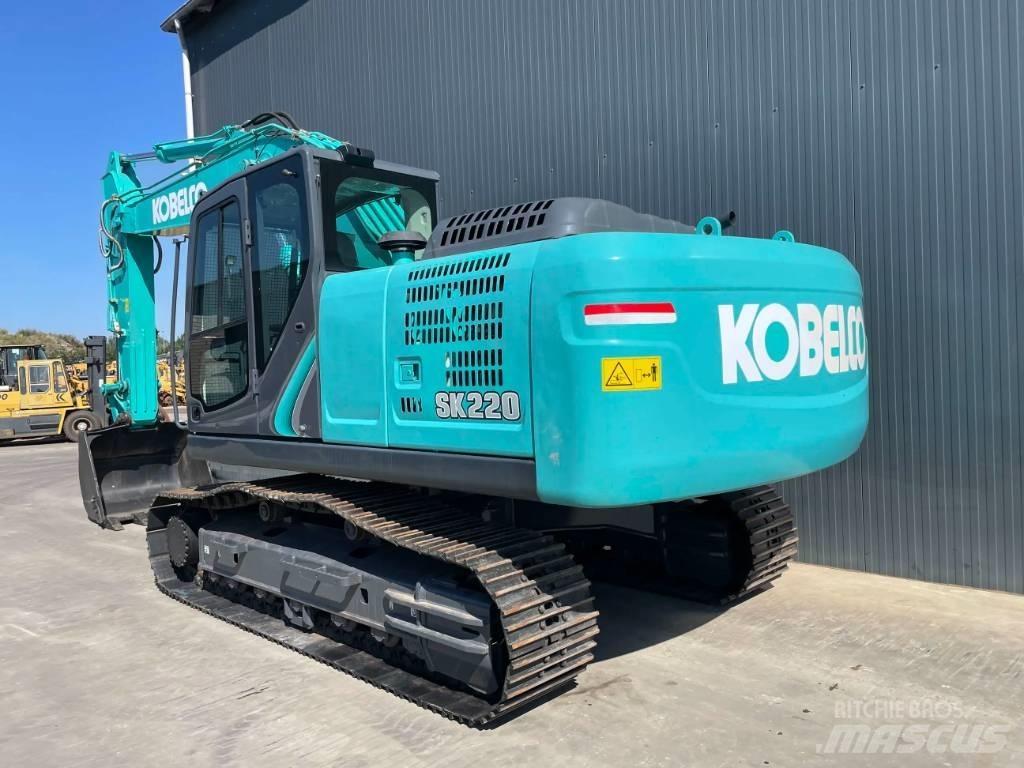 Kobelco SK220 - 10 Excavadoras sobre orugas