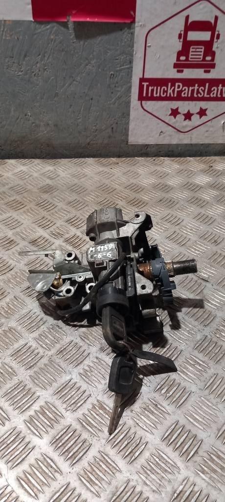 MAN TGX    81255016035 Cabinas