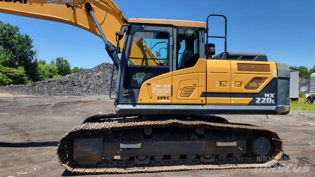 Hyundai HX220 L Excavadoras sobre orugas