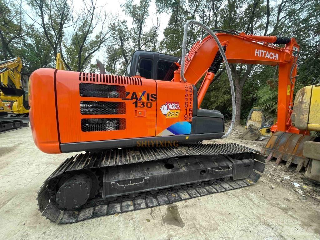 Hitachi EX 130 Excavadoras sobre orugas