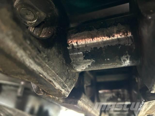 Hitachi ZX 135 US-6 Excavadoras sobre orugas