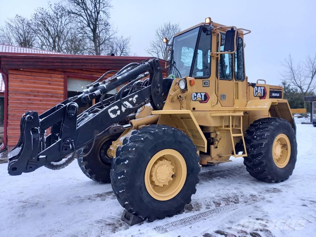 CAT IT 28 B Cargadoras sobre ruedas