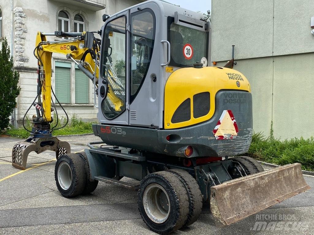 Neuson 6503 WD Excavadoras de ruedas