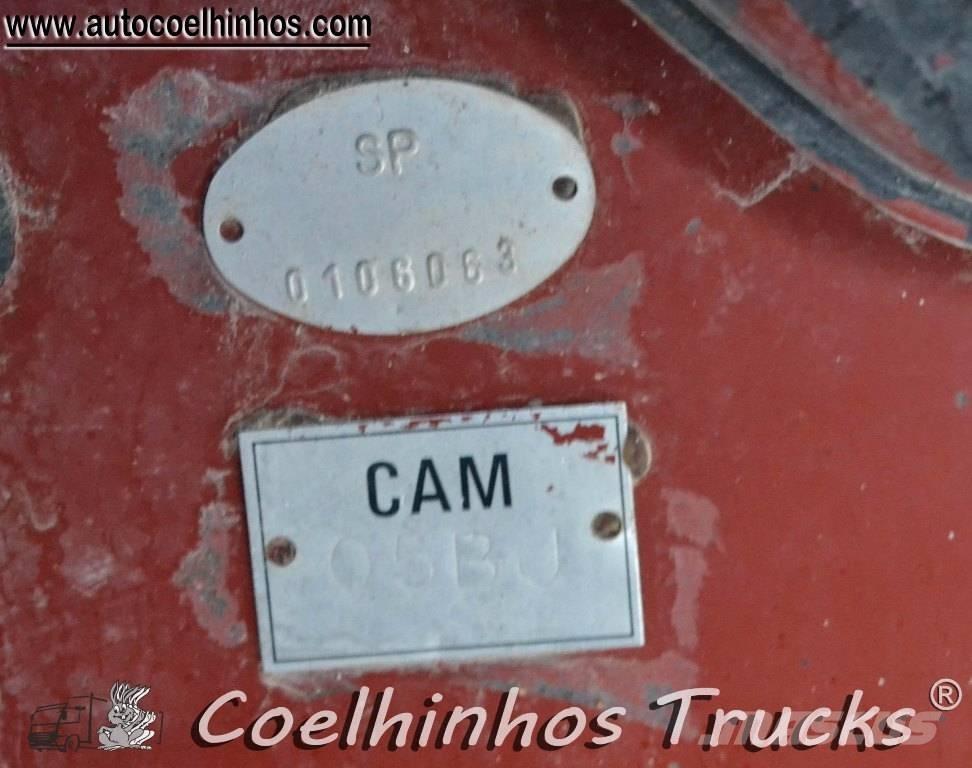 Renault S 150.13 Camiones de cama baja