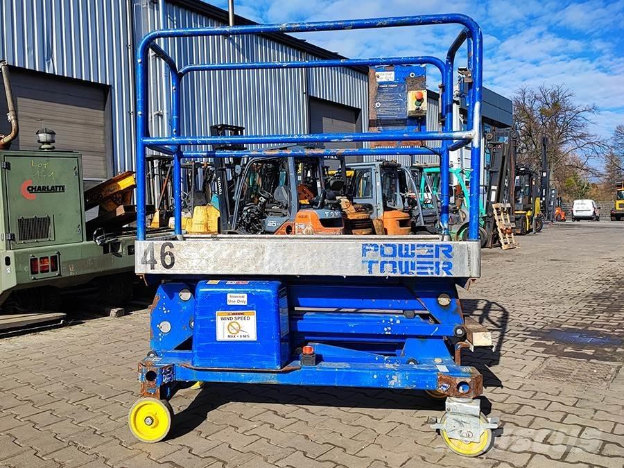 JLG Power Tower Plataformas con brazo de elevación manual