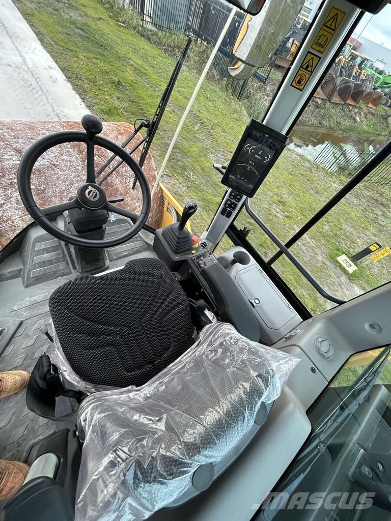 Volvo SD135B Rodillos de un solo tambor