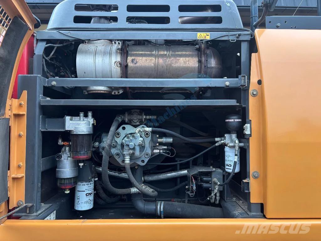 CASE CX 300 D Excavadoras sobre orugas