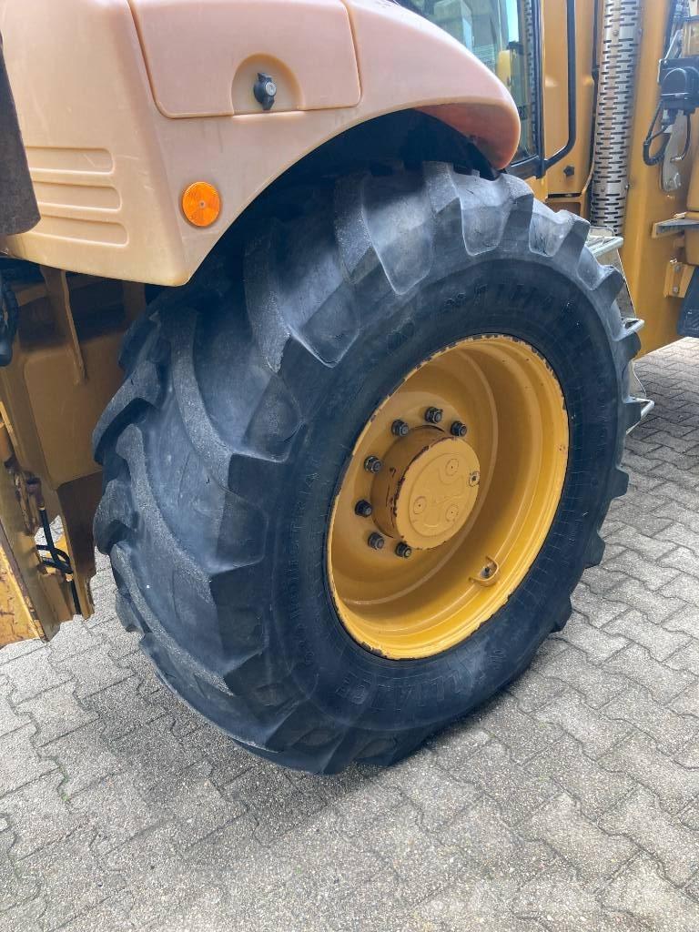 Hydrema 906E Retrocargadoras