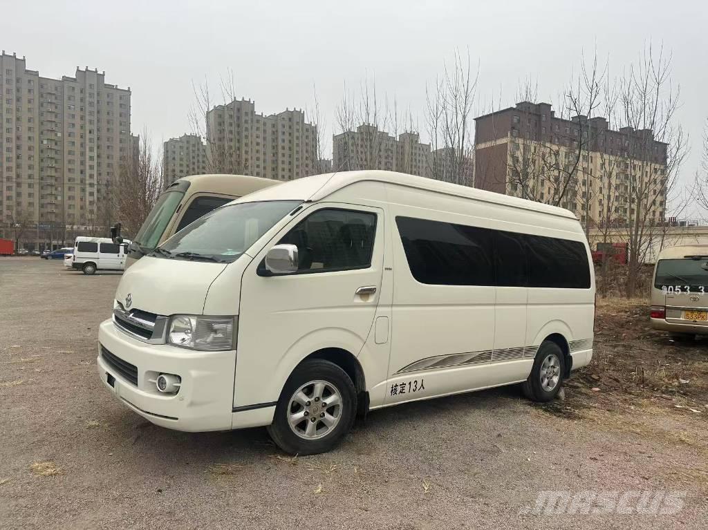 Toyota Hiace Furgonetas cerradas