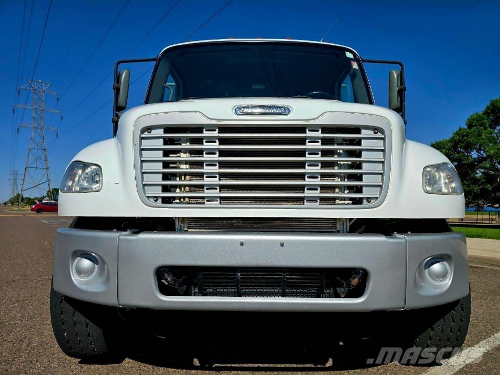 Freightliner M 106 Bañeras basculantes usadas