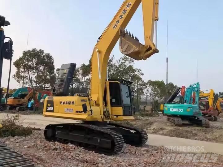 Komatsu PC200-8 Excavadoras sobre orugas