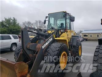 Komatsu WA 200 Cargadoras sobre ruedas