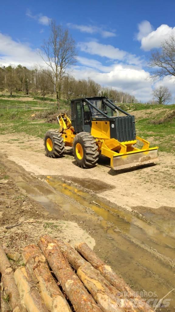 John Deere 640 Arrastradoras de troncos