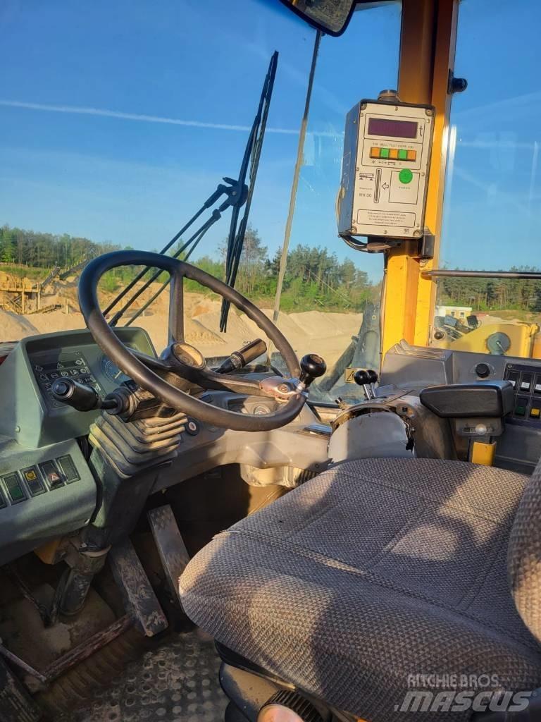 Volvo L180C Cargadoras sobre ruedas